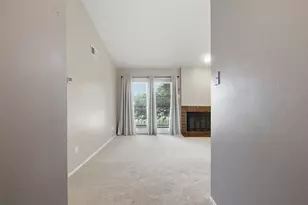 5909 Lake Hubbard Pkwy, Garland, TX 75043 - Photo 6