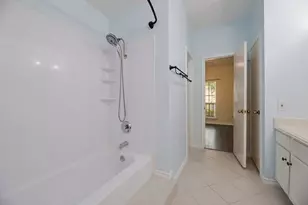 8600 Coppertowne Ln, Dallas, TX 75243 - Photo 14