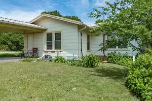 381 Bynum Rd, Bowie, TX 76230 - Photo 30