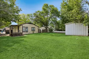 1120 S Pine St, Grapevine, TX 75050 - Photo 1
