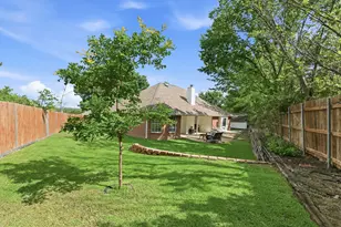 1451 Shadow Run, Weatherford, TX 76086 - Photo 32