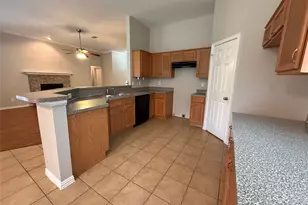 102 Paloma Cir, Terrell, TX 75160 - Photo 10