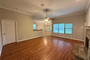 102 Paloma Cir, Terrell, TX 75160 - Photo 4