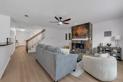 5725 Touchstone Drive, McKinney, TX 75070 - Photo 2