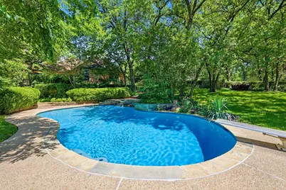 3813 Cambridge Circle W, Bedford, TX 76021 - Photo 2