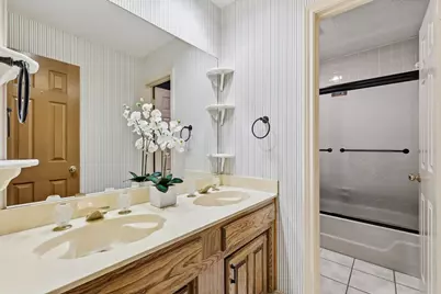 3813 Cambridge Circle W, Bedford, TX 76021 - Photo 24