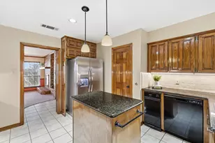 3813 Cambridge Cir W, Bedford, TX 76021 - Photo 16