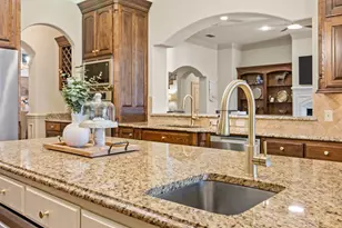 6804 Whittier Ln, Colleyville, TX 76034 - Photo 10