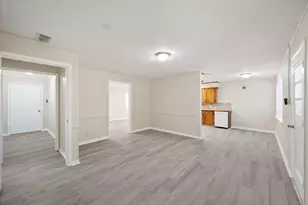 1102 Oaklawn Dr, Corsicana, TX 75110 - Photo 6