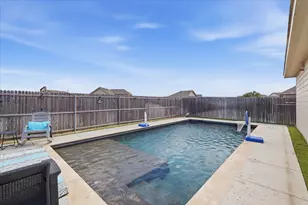 645 Ridgeback Trail, Fort Worth, TX 76052 - Photo 32
