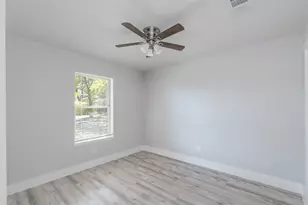 5914 Asbury Ave, Fort Worth, TX 76119 - Photo 10