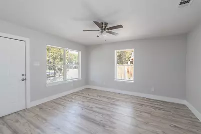 5914 Asbury Avenue #A, Fort Worth, TX 76119 - Photo 2