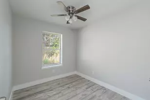 5914 Asbury Ave, Fort Worth, TX 76119 - Photo 12