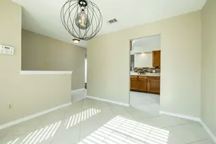 2403 Bayberry Ln, Euless, TX 76039 - Photo 8