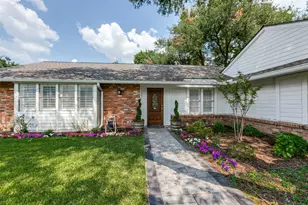 15731 Overmead Cir, Dallas, TX 75248 - Photo 2