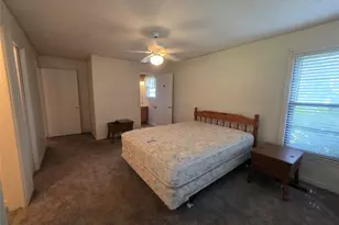1213 Hillcrest Dr, Graham, TX 76450 - Photo 32