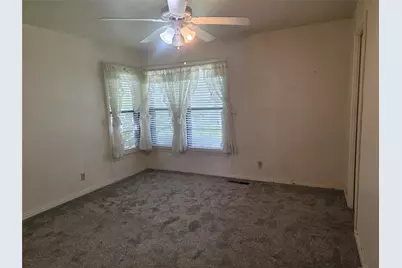 1213 Hillcrest Drive, Graham, TX 76450 - Photo 26