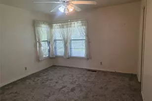 1213 Hillcrest Dr, Graham, TX 76450 - Photo 26