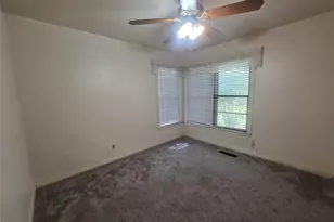 1213 Hillcrest Dr, Graham, TX 76450 - Photo 28