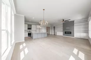 160 Rockin River Dr, Fort Worth, TX 76120 - Photo 14