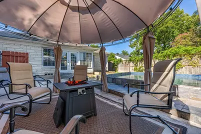 2240 Lawndale Drive, Dallas, TX 75211 - Photo 38
