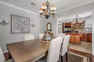 2240 Lawndale Dr, Dallas, TX 75211 - Photo 8