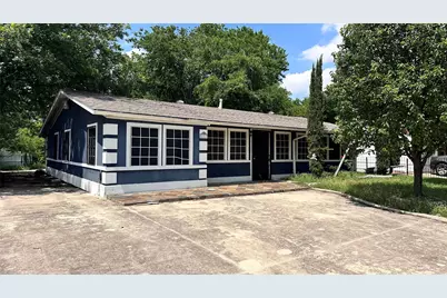 141 W Brownlee Avenue, Dallas, TX 75224 - Photo 1