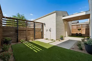 3320 Walchard Ct, Dallas, TX 75229 - Photo 32
