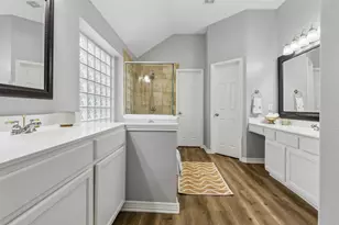 9809 Belfort Dr, Frisco, TX 75035 - Photo 16