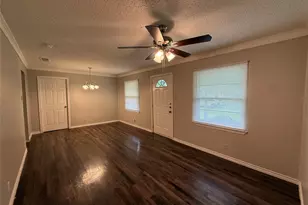 2518 Winthrop Dr, Dallas, TX 75228 - Photo 2