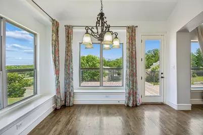 134 Santa Rosa Way, Irving, TX 75062 - Photo 8