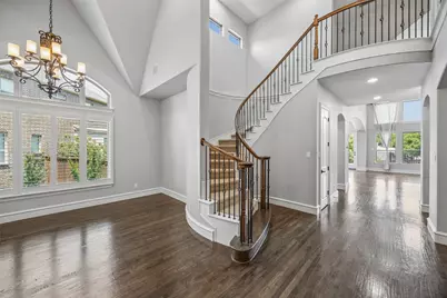 134 Santa Rosa Way, Irving, TX 75062 - Photo 18