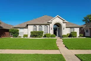 2802 Pecan Meadow Dr, Garland, TX 75040 - Photo 2