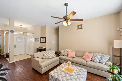 4137 Mapleridge Drive, Grapevine, TX 76051 - Photo 8
