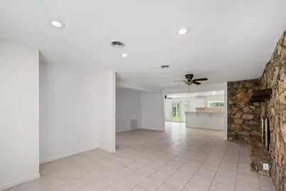 4102 Apache Trail Court, Granbury, TX 76048 - Photo 8