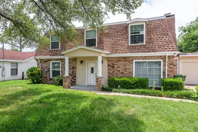 4102 Apache Trail Court, Granbury, TX 76048 - Photo 2