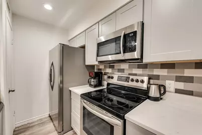 5750 Phoenix Drive #39, Dallas, TX 75231 - Photo 6