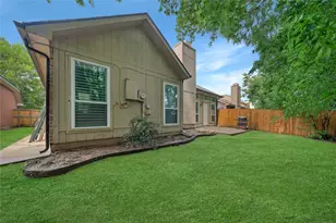 2301 Bennington Dr, Arlington, TX 76018 - Photo 24