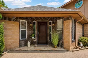 408 Milla Ln, Euless, TX 76039 - Photo 16