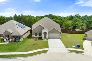 202 Ashbrook Dr, Caddo Mills, TX 75135 - Photo 2