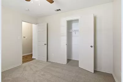 4909 Sandage Avenue, Fort Worth, TX 76115 - Photo 14