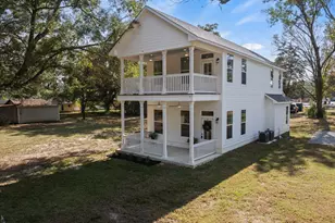 655 N Soda St, Jefferson, TX 75657 - Photo 2