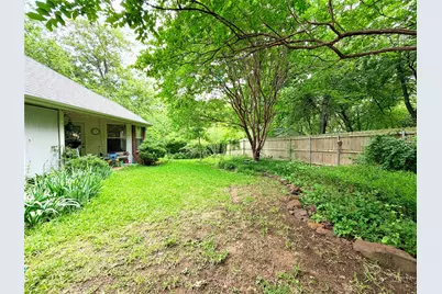 2121 Preston Place, Denton, TX 76209 - Photo 12