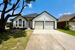 7960 Salmon Run Way, Fort Worth, TX 76137 - Photo 2