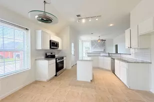7960 Salmon Run Way, Fort Worth, TX 76137 - Photo 16
