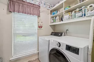 1907 Lansdown Ct, Carrollton, TX 75010 - Photo 20