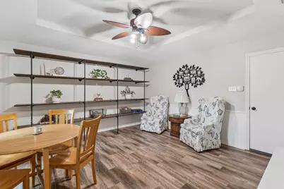 1907 Lansdown Court, Carrollton, TX 75010 - Photo 10
