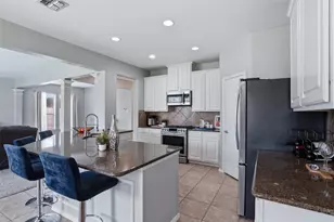 908 Lake Hollow Dr, Little Elm, TX 75068 - Photo 6