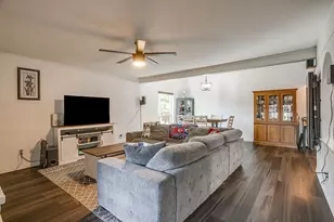 2909 Clover Valley Dr, Garland, TX 75043 - Photo 8