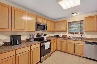 11009 Pikes Peak, Venus, TX 76084 - Photo 10